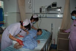 预防褥疮的图片